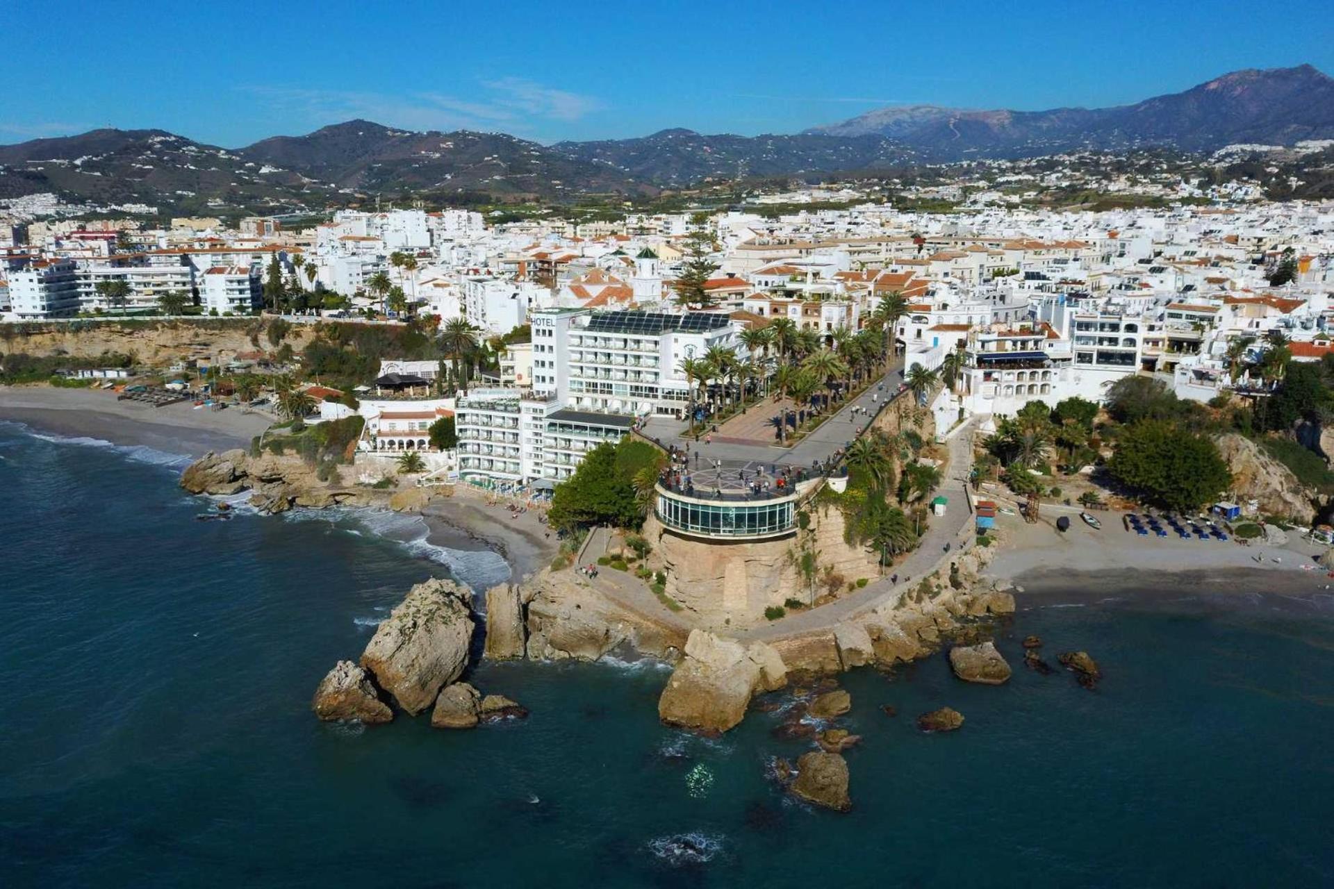 Apartamento La Casa Del Abuelo Nerja Zewnętrze zdjęcie